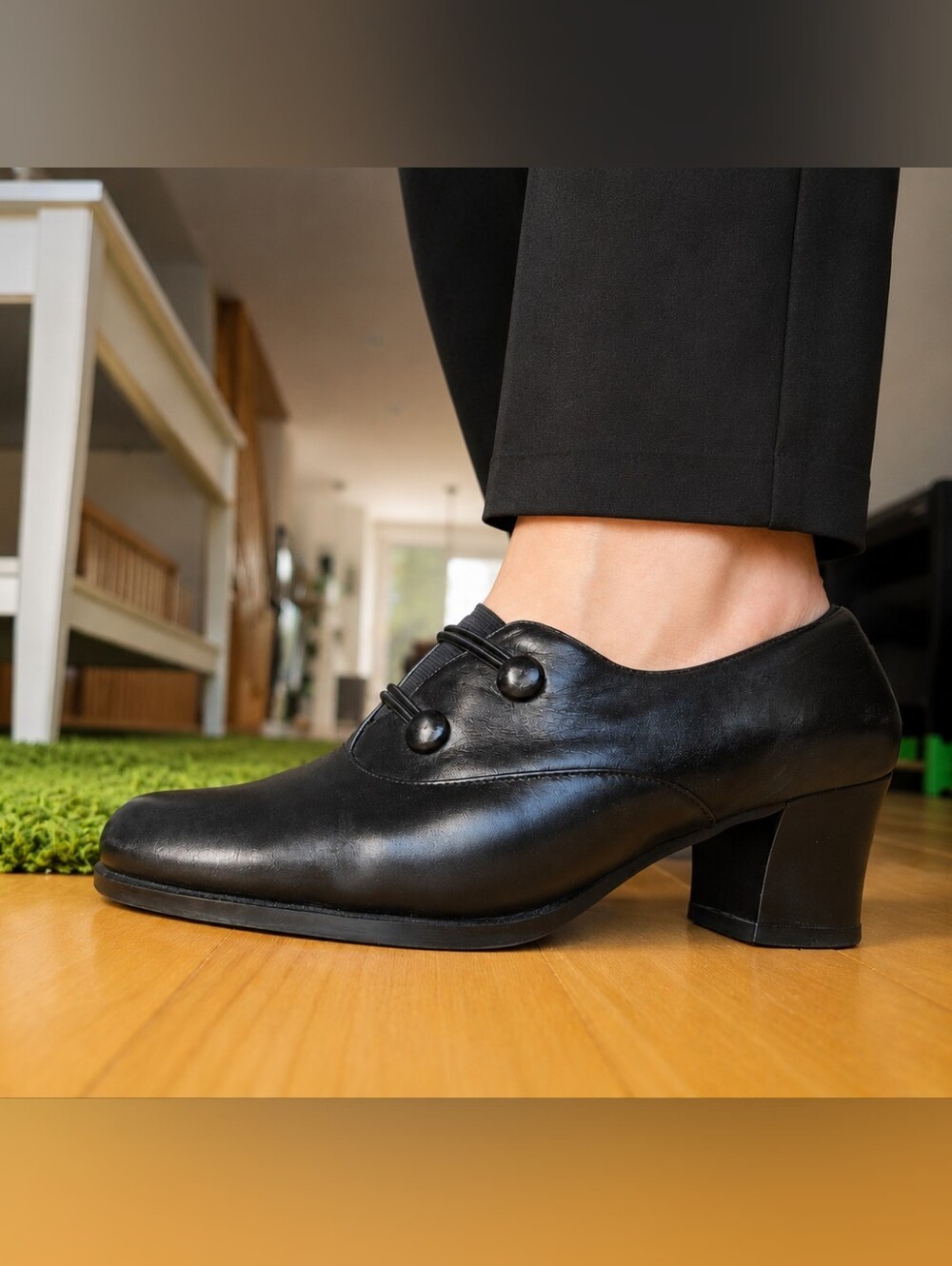 AEROSOLES Black Button-Trim Block Heel Oxfords